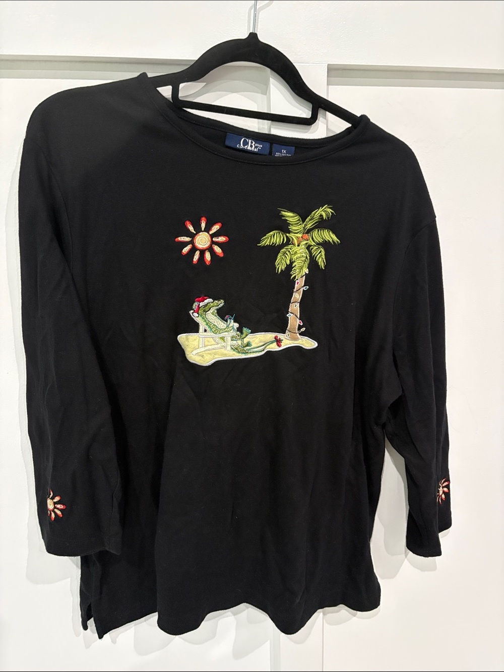 CB plus CB casual Black Long-Sleeve Christmas Tee with Tropical gator Embroidery